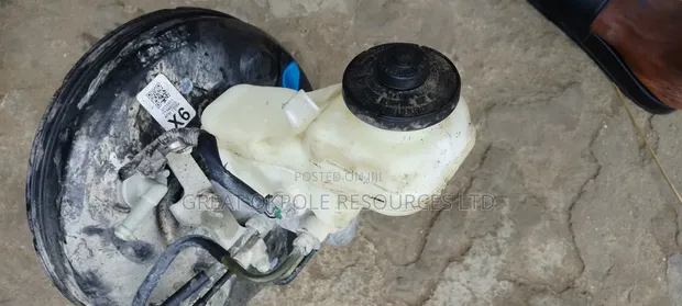 Toyota Corolla Brake Master Cylinder (2010) - 1