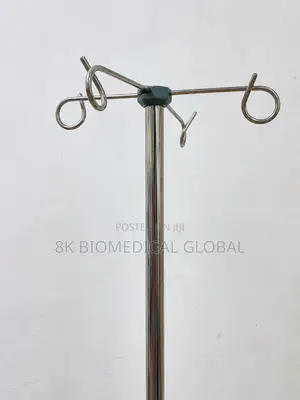 4-Arm Bakin Karfe IV Drip Stand