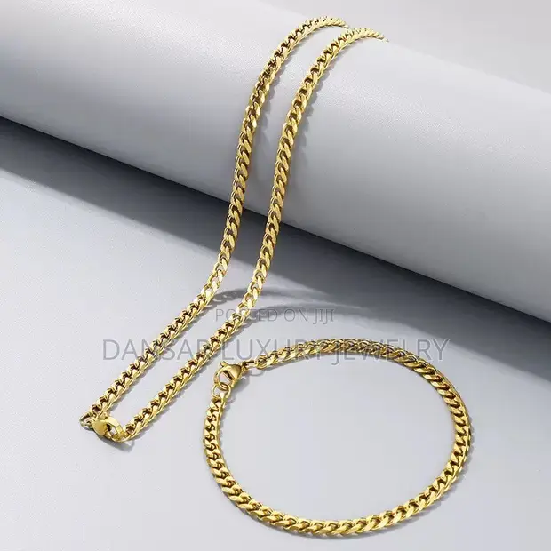 Gold Six-Sided Luxury Chain Bracelet Set - 1