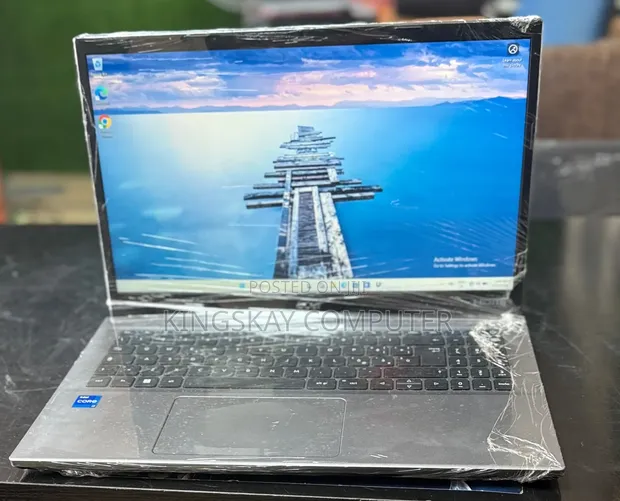 Acer Extensa 15 Laptop - 12th Gen i7, 16GB RAM, 512GB SSD - 1