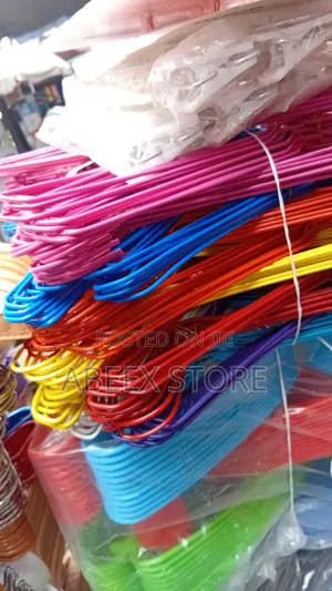 12pcs Quality Cloth Hangers