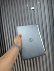 Dell Latitude E7270 Laptop - Core i7, 8GB RAM, 256GB SSD - 2