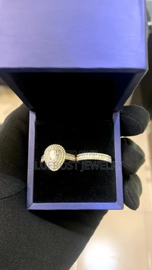 4.0ct VVS Moissanite Zoben Aure da Sadaukarwa
