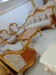 Royal Sofa Set Mai Zama 8 Tare Da Center Table & 2 Stools - 1