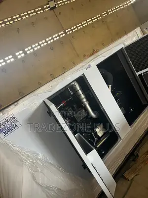 Jirgin Perkins 300kVA Mai Rufe Da Ke Hana Sauti (Diesel Generator)