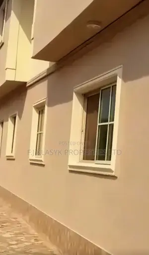 3-Bedroom Block of Flats don sayarwa a Benin City