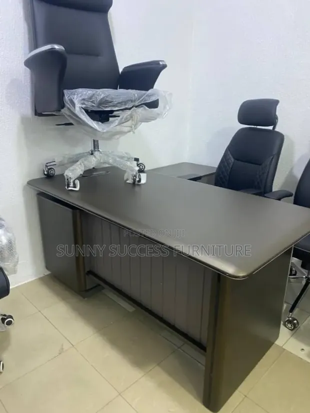 1.8m Executive Office Desk - 1
