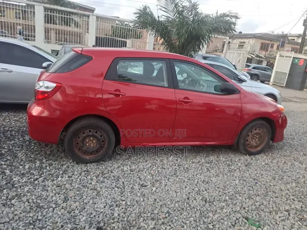 Toyota Matrix 2014 Red - 1