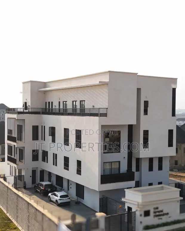 4-Bedroom Maisonette mai Fasahar Gida Mai Hikima a Wuye - 1