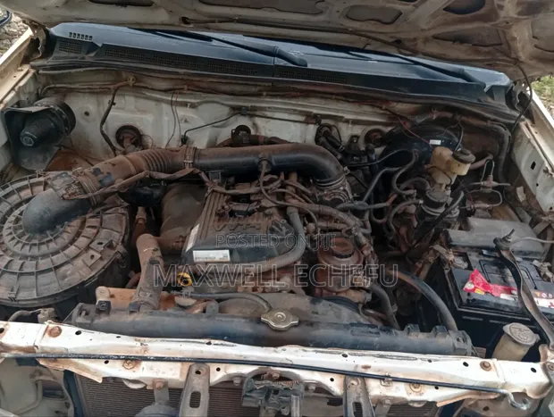 Toyota Hilux 2014 Gray - 1