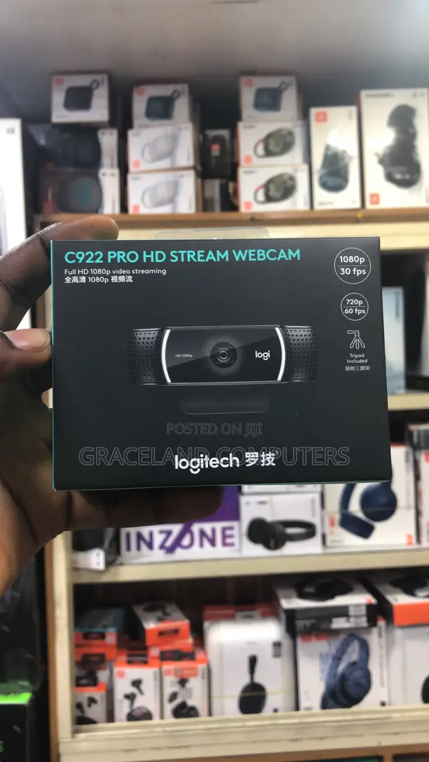Logitech C922 Pro HD Stream Webcam - 1