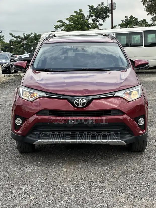2018 Toyota RAV4 XLE AWD SUV - Foreign Used - 1