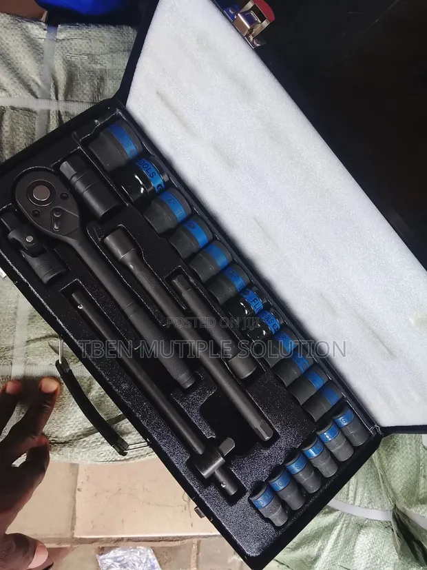 24 Guda 1/2-Inch Drive Metric Socket Wrench Set - 1