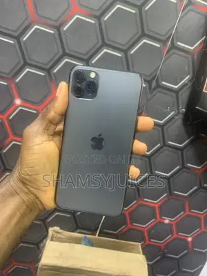 Apple iPhone 11 Pro Max 64GB Black (UK Used)