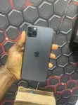 Apple iPhone 11 Pro Max 64GB Black (UK Used) - 1