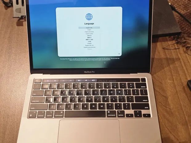 Apple MacBook Pro 13-inch 2020 M1 8GB RAM 256GB SSD - 1
