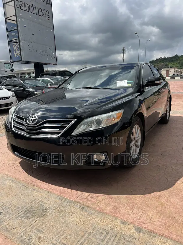Toyota Camry 2011 Baki - 1