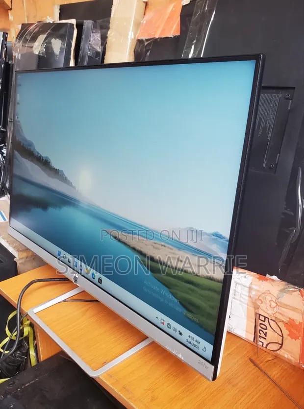 HP 24fw 24-inch Full HD IPS Monitor - 1