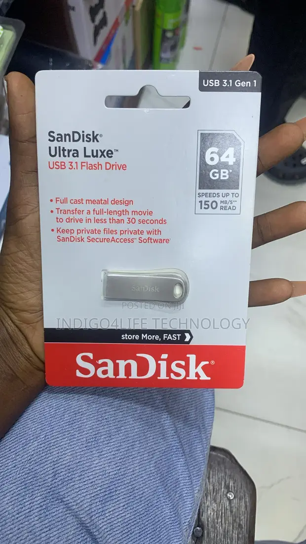 SanDisk 64GB Flash Drive - 1