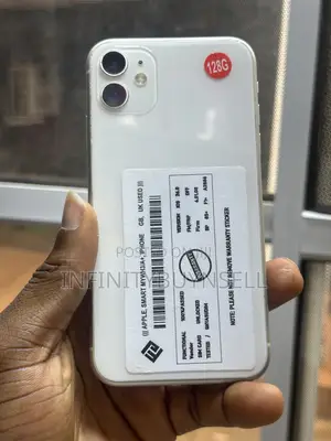 Apple iPhone 11 128GB White (Used, Changed Screen)