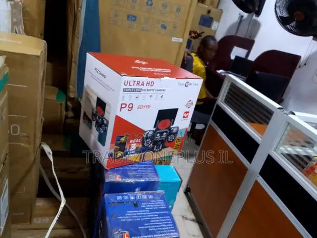 Ultra HD Gaskiyar Launi Kamara Mai Hasken Rana ta PTZ Don Amfani A Waje - 1