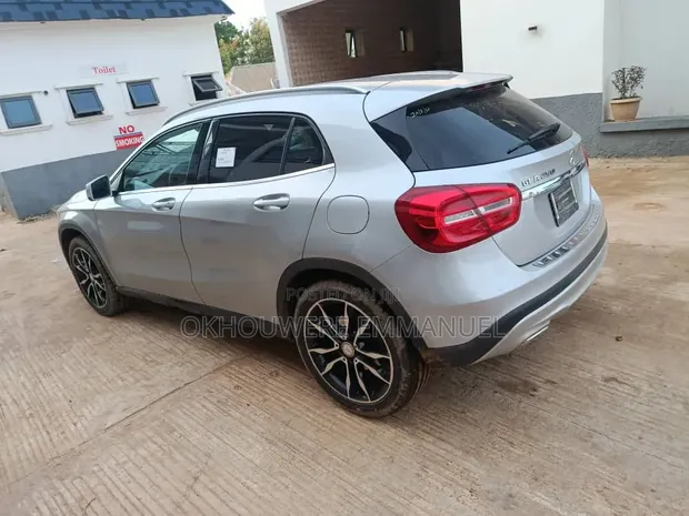 Mercedes-Benz GLE-Class 2017 Silver - 1