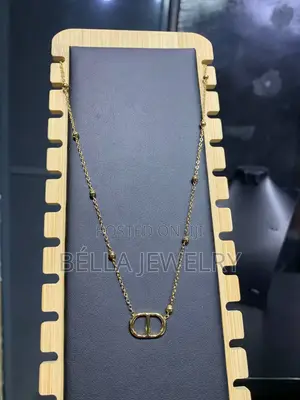 Dainty Necklace