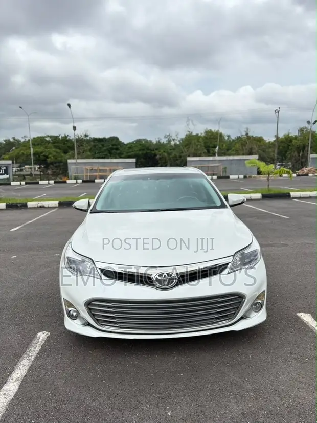 Toyota Avalon 2016 White - 1