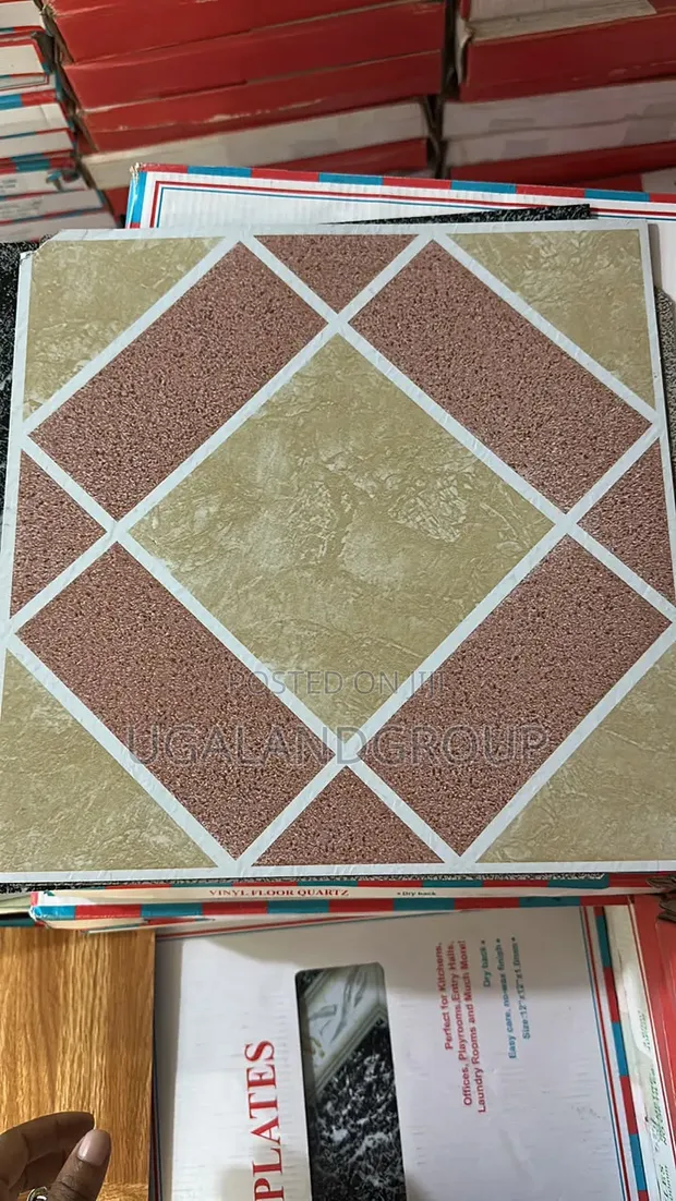 Square Rubber Floor Tiles 30x30cm - 1