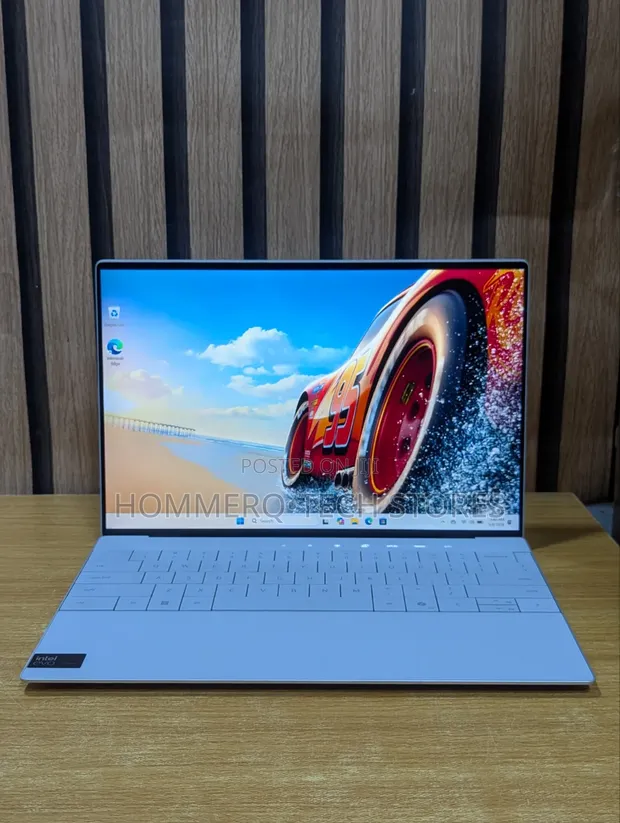 Dell XPS 13 9340 Laptop - Core Ultra 7, 32GB RAM, 1TB SSD - 1