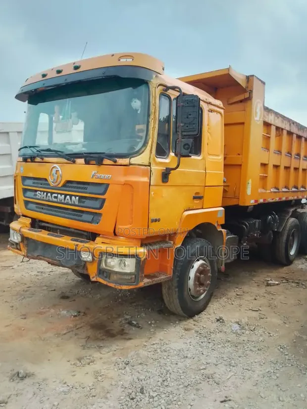 Shacman F3000 2015 Tipper Truck - Orange - 1