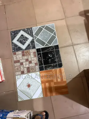 PVC Vinyl Floor Tiles - 30x30 cm