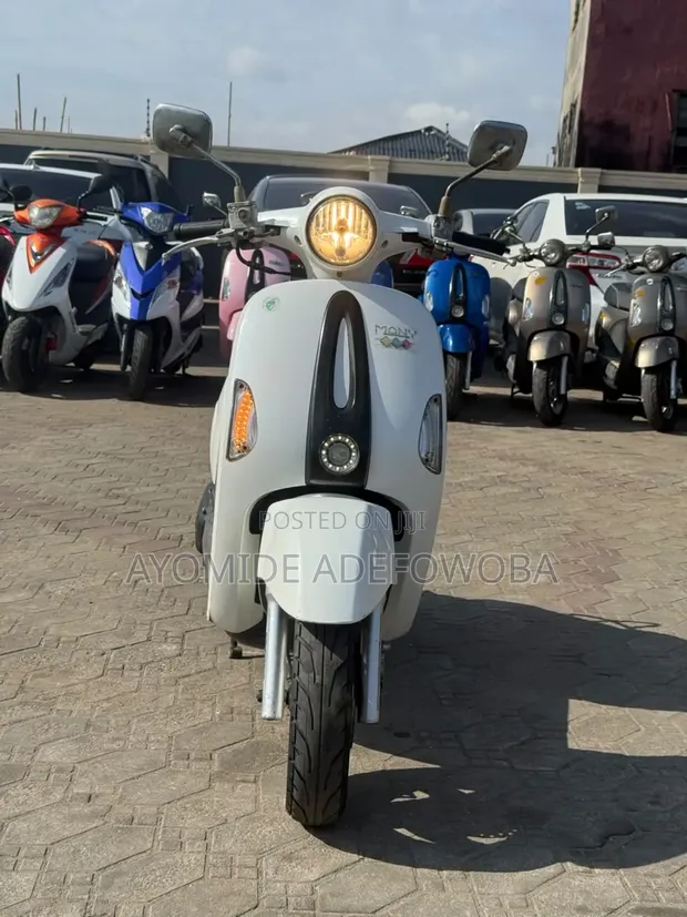 Kymco Agility 125 Scooter 2020 - 1