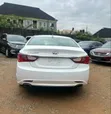 Hyundai Sonata Limited Sedan FWD 2013 White - 4