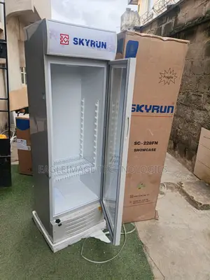 Skyrun SC-228FN Gilash Ɗari Chiller