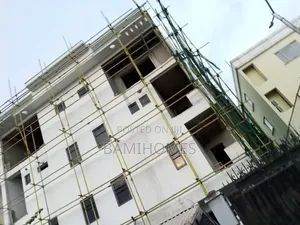 Babban Mai Kula da Gine-gine a Lekki Phase 1
