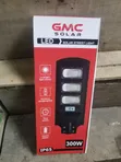 300W GMC Solar Street Light - High-Power Outdoor LED - 1