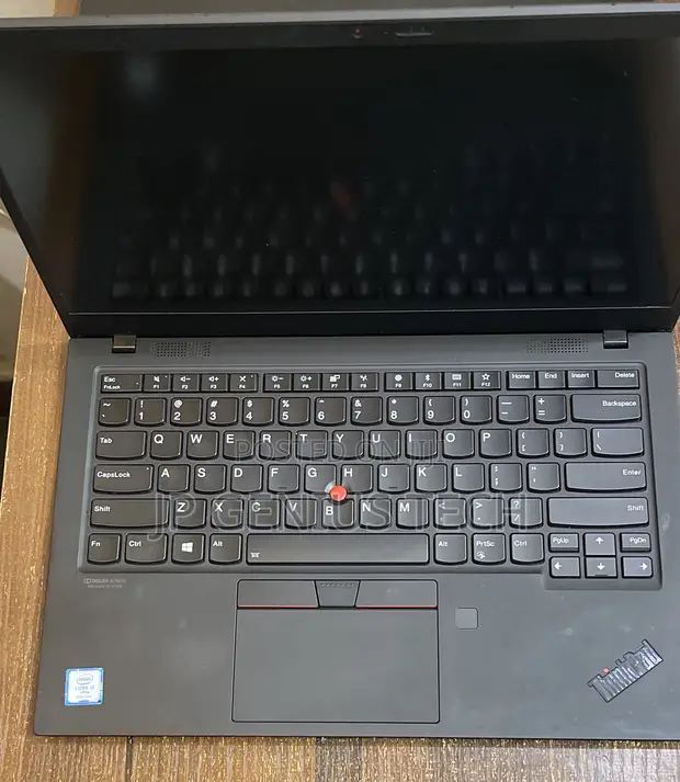 Lenovo ThinkPad X1 Carbon Laptop (Core i5, 16GB RAM, 512GB SSD) - 1