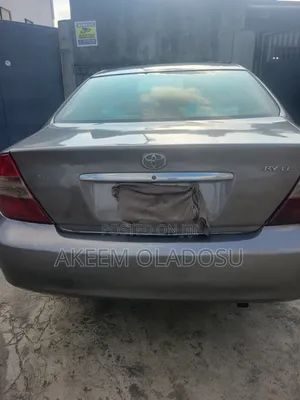 Toyota Camry LE 2004 Gray