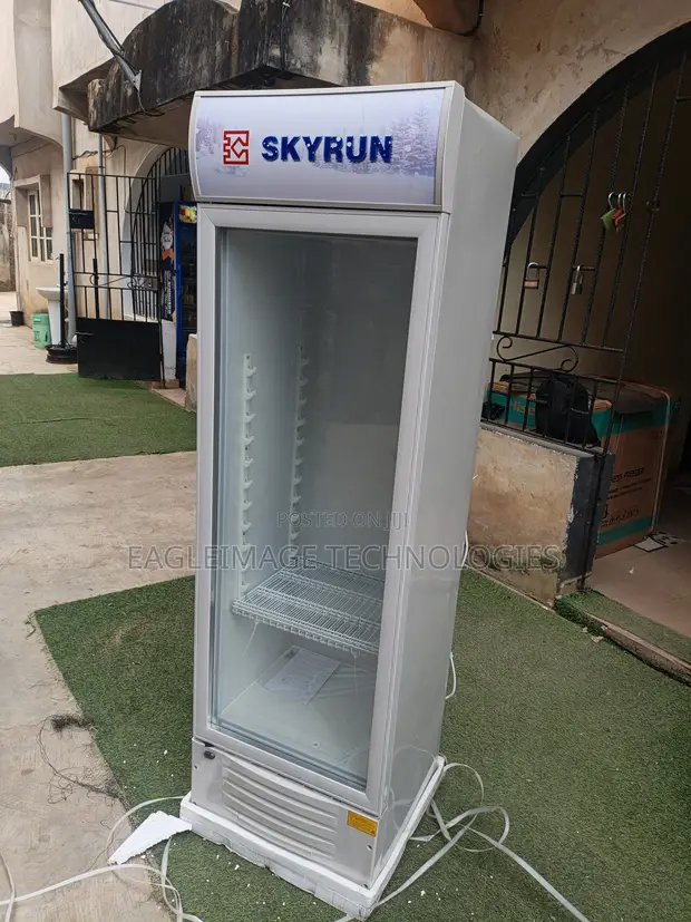 Sabon Skyrun SC-228FN Glass Door Showcase Fridge - 1