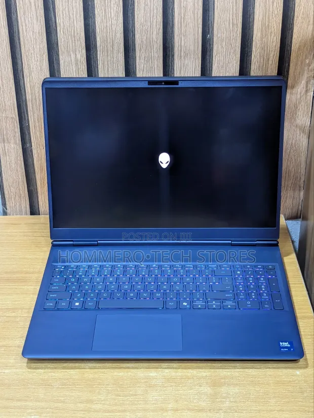 New Alienware 16 Aurora Laptop - Intel Core Ultra 7, RTX 5060 - 1