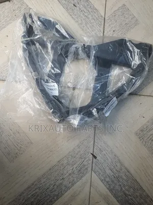 Honda Civic Headlight Bracket (2001-2005)