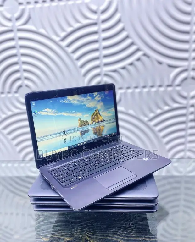 HP ZBook 15u G3 Laptop - Core i7, 8GB RAM, 256GB SSD - 1