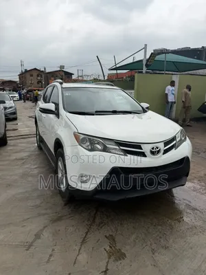 Toyota RAV4 2014 White
