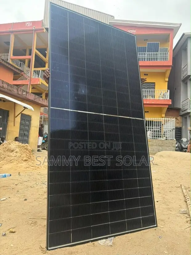 585W All Black Bifacial Solar Panel - 1