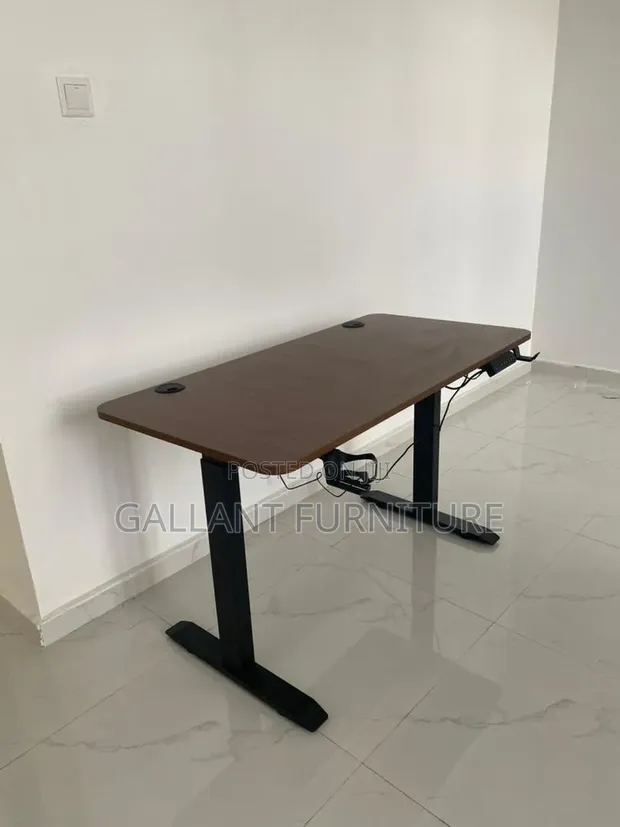 Boss Electric Adjustable Gaming Table - Brown Top - 1