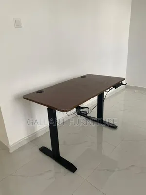Boss Electric Adjustable Gaming Table - Brown Top