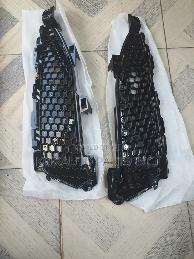 Honda TLX 018 Fog Lamp Cover - 1