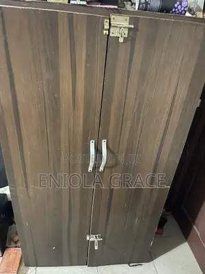 Used Wardrobe - 5 Steps