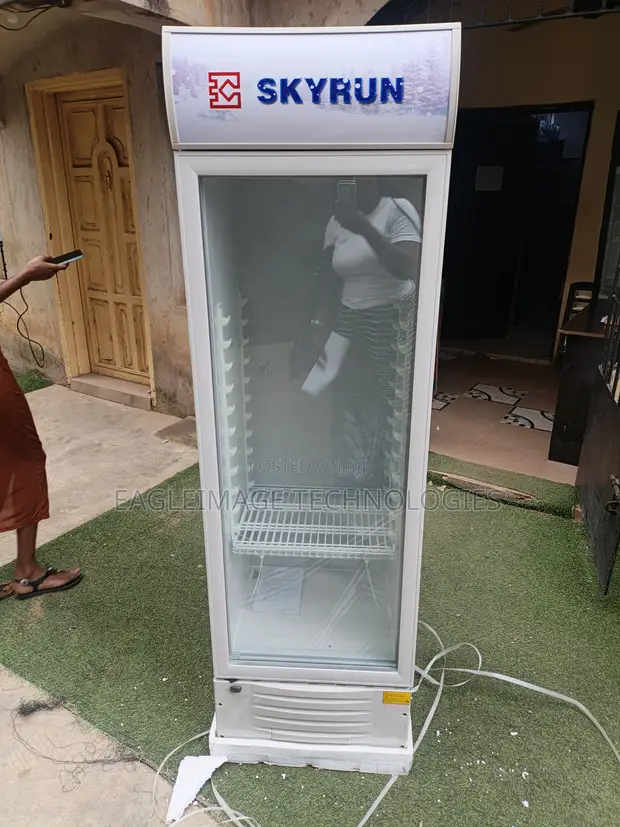 Skyrun SC-228FN Vertical Glass Door Display Fridge - 1